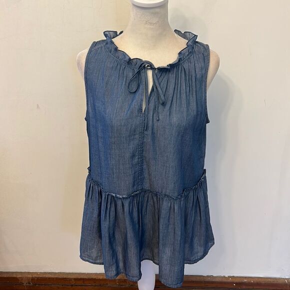 Loft chambray sleeveless ruffle blouse Size L New - Picture 1 of 9